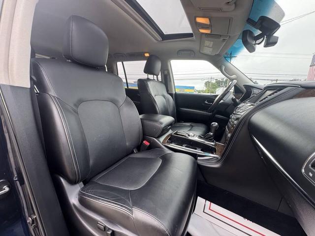 Photo of 2017 Hermosa Blue INFINITI QX80