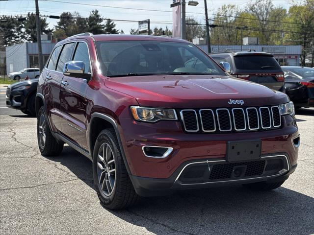 Photo of 2018 Velvet Red Pearlcoat Jeep Grand Cherokee