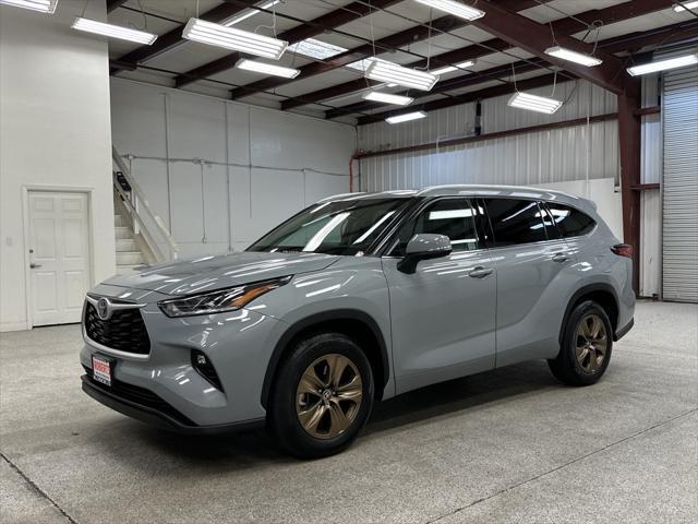 2022 Toyota Highlander Hybrid