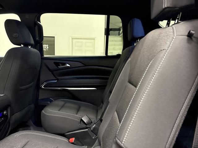 Photo of 2025 Sterling Gray Metallic Chevrolet Traverse