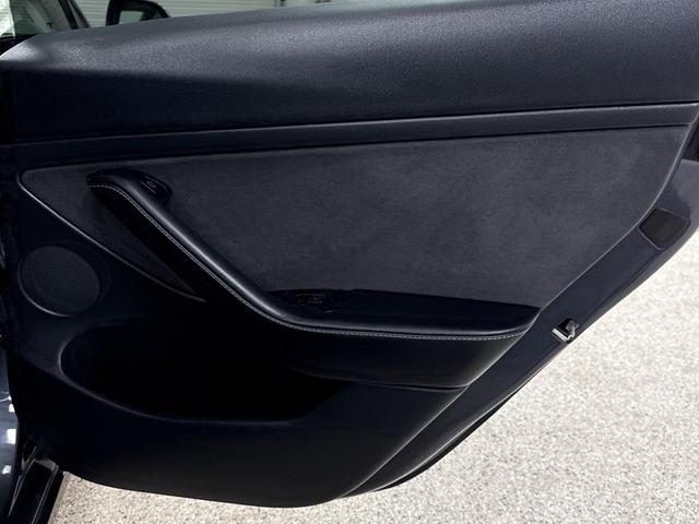 Photo of 2023 Solid Black Tesla Model 3