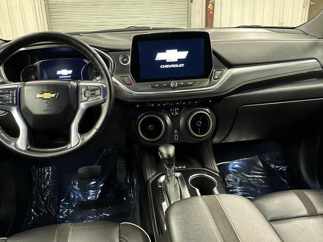 Photo of 2023 Iridescent Pearl Tricoat Chevrolet Blazer