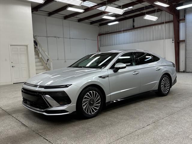 2024 Hyundai Sonata Hybrid