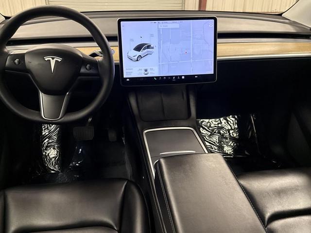 Photo of 2021 Pearl White Multi-Coat Tesla Model Y
