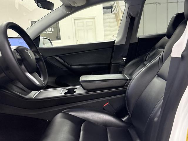 Photo of 2021 Pearl White Multi-Coat Tesla Model Y