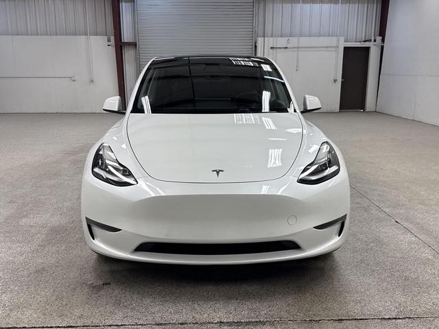 Photo of 2021 Pearl White Multi-Coat Tesla Model Y