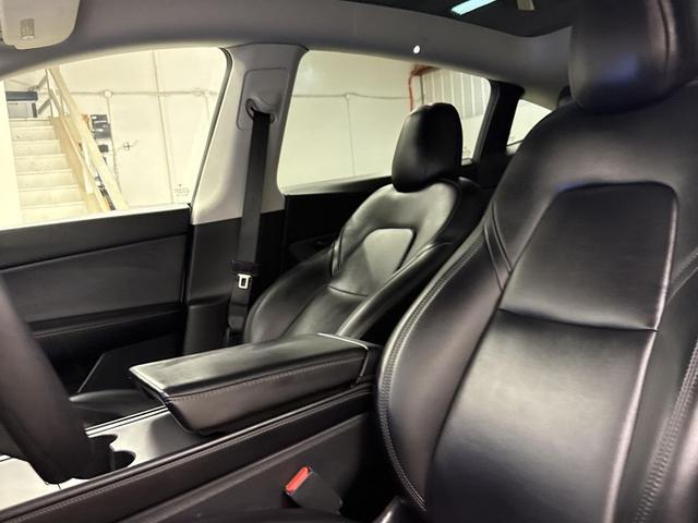 Photo of 2021 Pearl White Multi-Coat Tesla Model Y