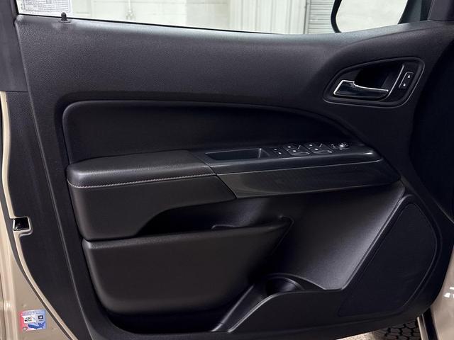 Photo of 2021 Desert Sand Metallic GMC Canyon