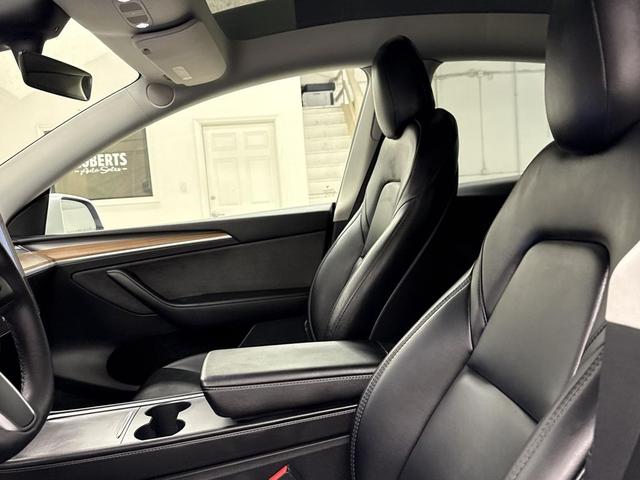 Photo of 2023 Pearl White Multi-Coat Tesla Model Y