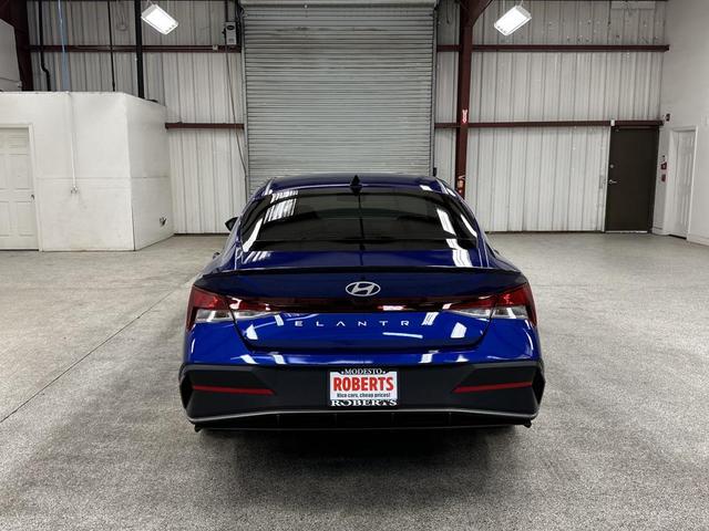 Photo of 2025 Intense Blue Hyundai ELANTRA