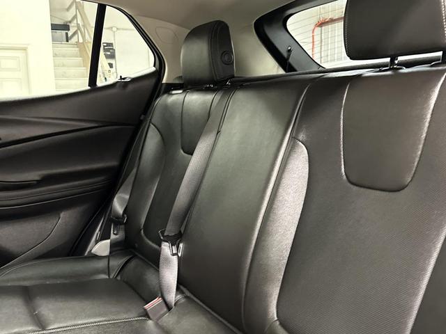 Photo of 2024 Summit White Buick Encore GX