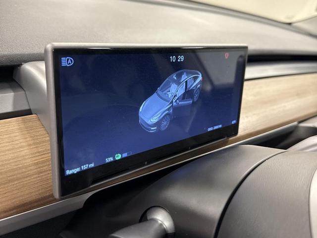 Photo of 2022 Midnight Silver Metallic Tesla Model Y