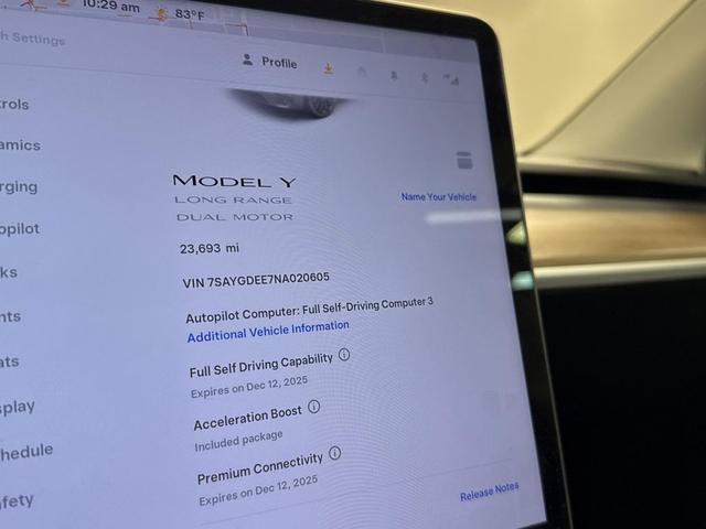 Photo of 2022 Midnight Silver Metallic Tesla Model Y