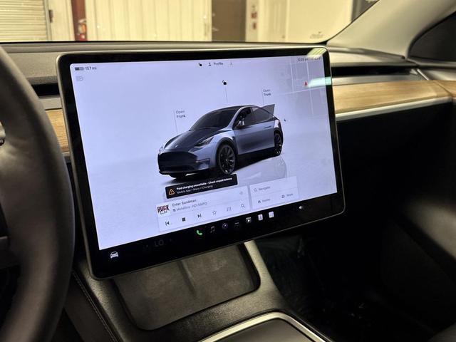 Photo of 2022 Midnight Silver Metallic Tesla Model Y