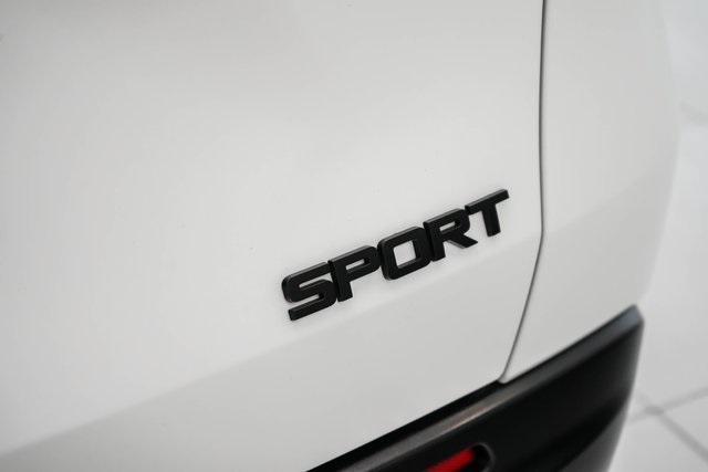 Photo of 2024 Platinum White Pearl Honda HR-V