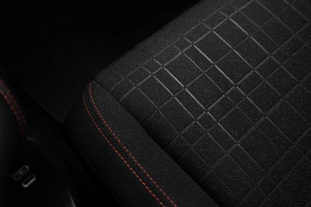 Photo of 2024 Platinum White Pearl Honda HR-V