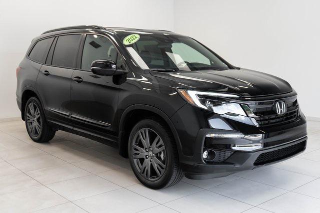 Photo of 2022 Crystal Black Pearl Honda Pilot
