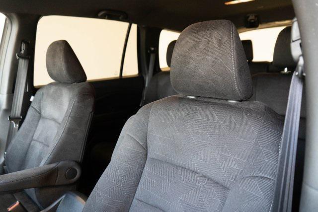 Photo of 2022 Crystal Black Pearl Honda Pilot