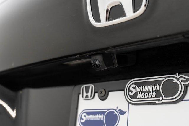 Photo of 2022 Crystal Black Pearl Honda Pilot