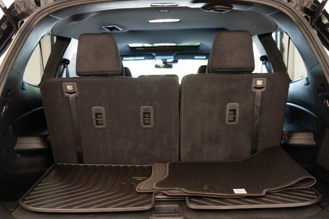 Photo of 2022 Crystal Black Pearl Honda Pilot