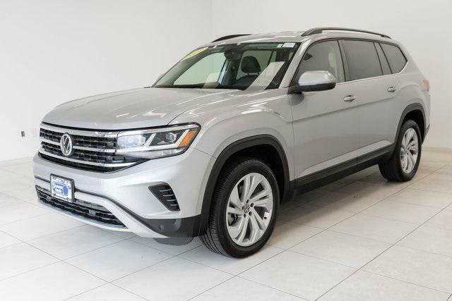 Photo of 2022 Pyrite Silver Metallic Volkswagen Atlas