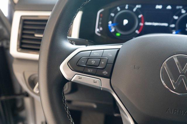 Photo of 2022 Pyrite Silver Metallic Volkswagen Atlas