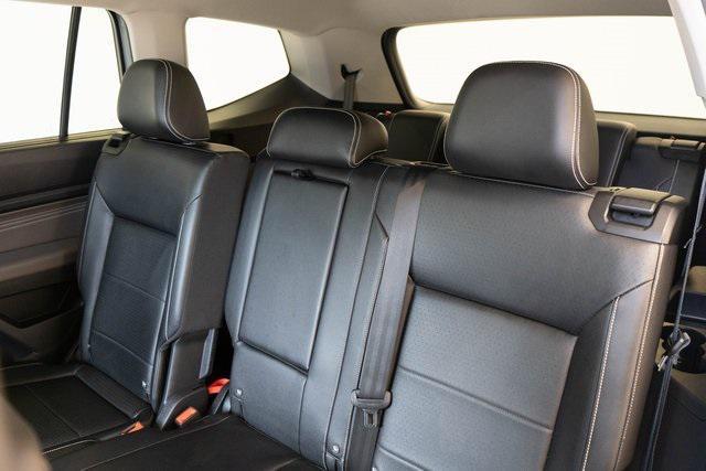 Photo of 2022 Pyrite Silver Metallic Volkswagen Atlas