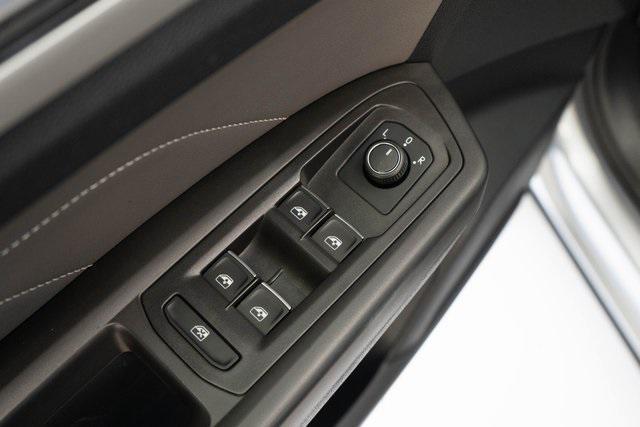 Photo of 2022 Pyrite Silver Metallic Volkswagen Atlas