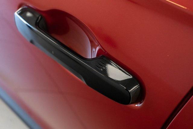 Photo of 2025 Radiant Red Metallic II Honda Pilot