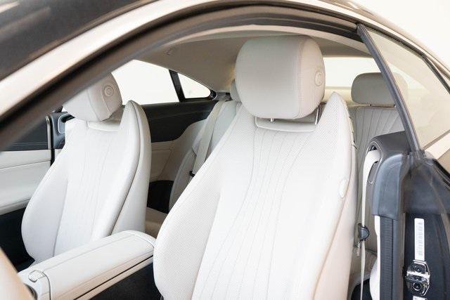 Photo of 2022 Gray Mercedes-Benz E-Class