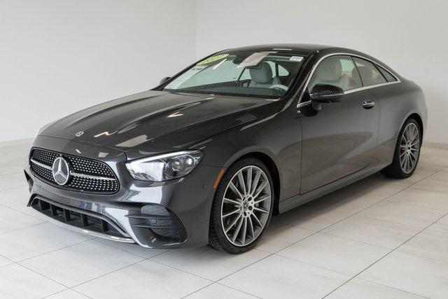 Photo of 2022 Gray Mercedes-Benz E-Class