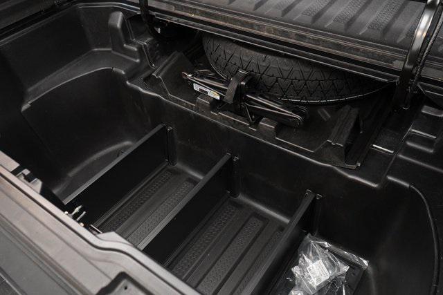 Photo of 2025 Platinum White Pearl Honda Ridgeline