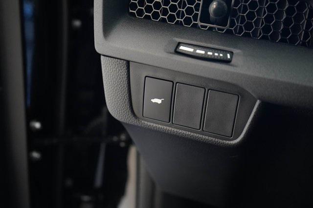 Photo of 2026 Crystal Black Pearl Honda CR-V Hybrid