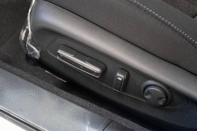 Photo of 2025 Platinum White Pearl Honda Accord Hybrid