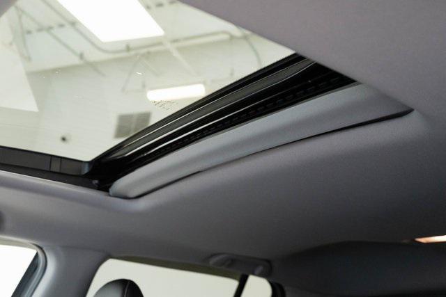Photo of 2022 Crystal Black Pearl Honda Ridgeline