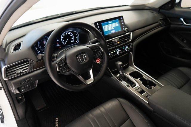 Photo of 2022 Platinum White Pearl Honda Accord