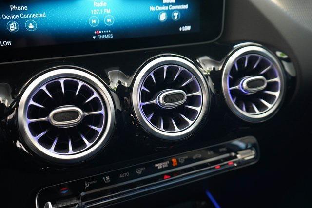 Photo of 2021 White Mercedes-Benz GLA 250