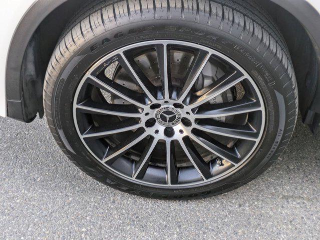 Photo of 2018 Polar White Mercedes-Benz GLC 300