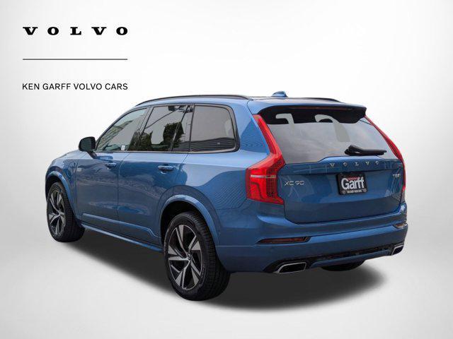Photo of 2020 BURSTING BLUE Volvo XC90 Hybrid