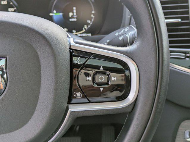 Photo of 2022 Crystal White Metallic Volvo XC90 Recharge Plug-In Hybrid