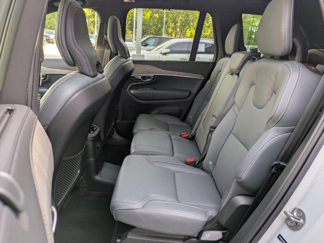 Photo of 2022 Crystal White Metallic Volvo XC90 Recharge Plug-In Hybrid