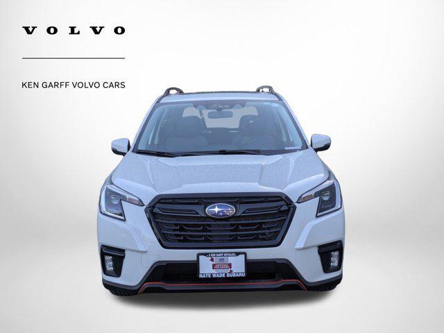 Photo of 2024 Crystal White Pearl Subaru Forester
