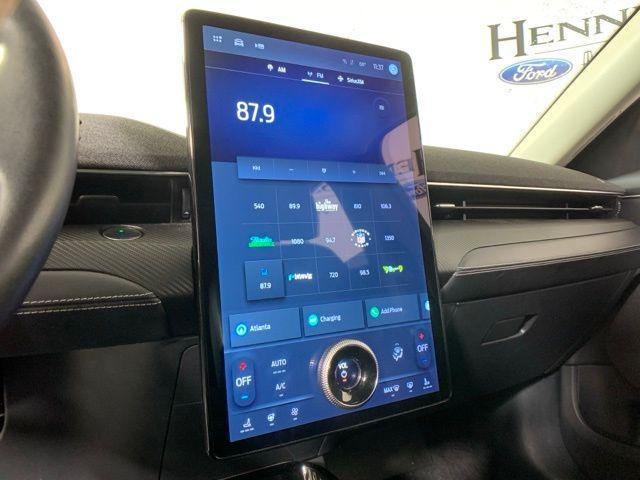 Photo of 2022 White Metallic Ford Mustang Mach-E