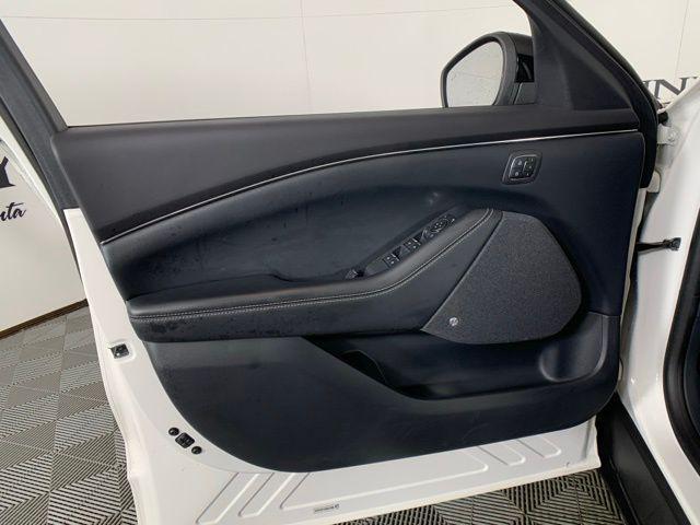 Photo of 2022 White Metallic Ford Mustang Mach-E