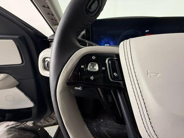 Photo of 2025 Harbor Gray Lincoln Aviator