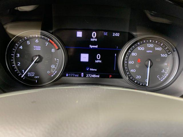 Photo of 2024 Crystal White Tricoat Cadillac XT5