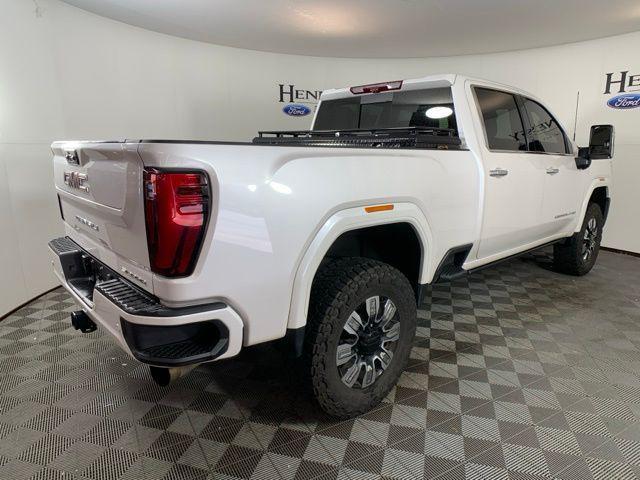 Photo of 2024 White Frost Tricoat GMC Sierra 2500