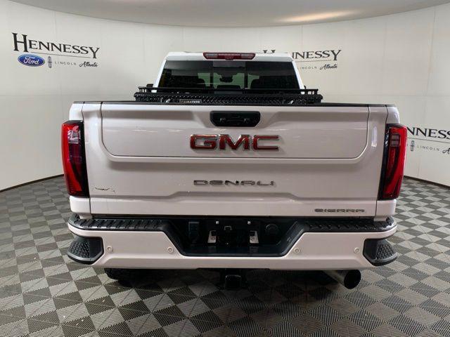 Photo of 2024 White Frost Tricoat GMC Sierra 2500