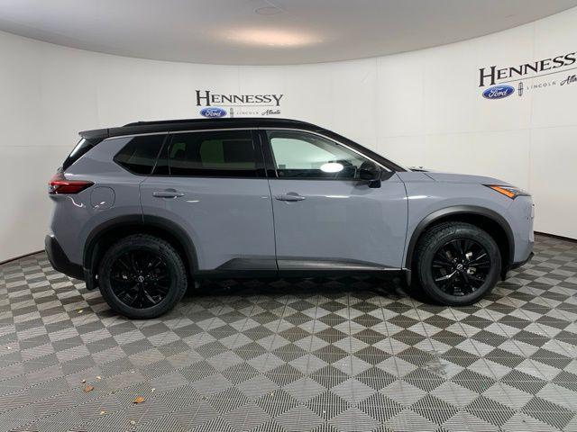 Photo of 2023 Boulder Gray Pearl/Super Black Nissan Rogue
