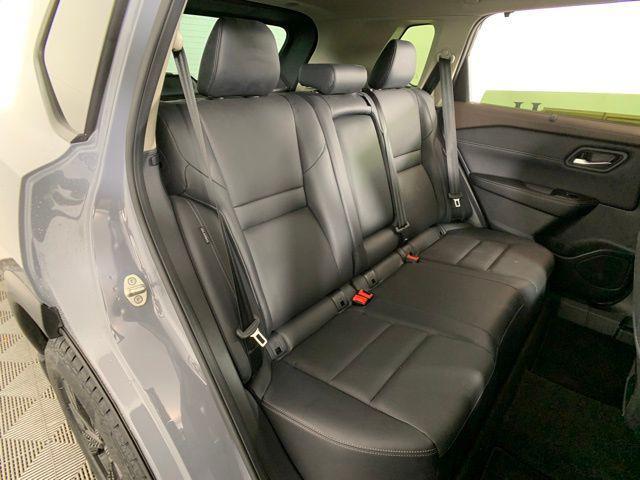 Photo of 2023 Boulder Gray Pearl/Super Black Nissan Rogue